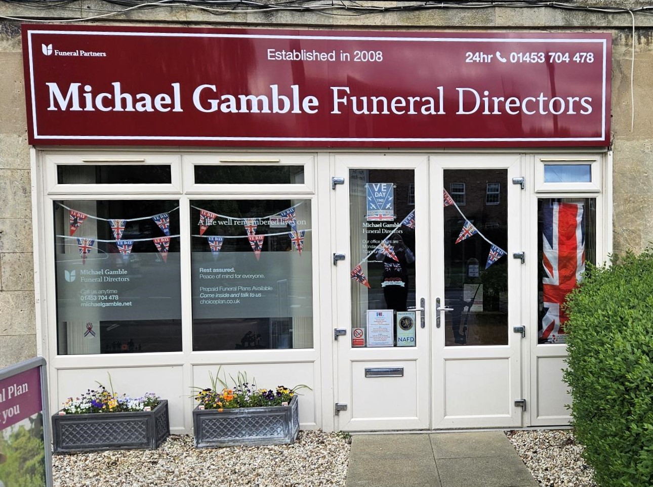 VE Day Tribute at Michael Gamble, Stonehouse
